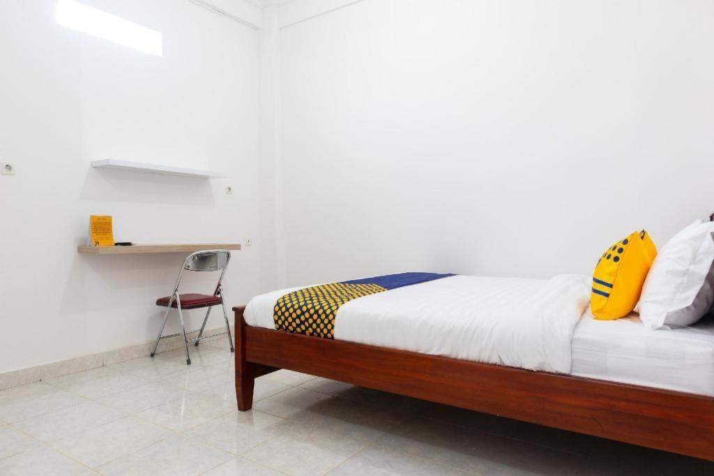 Spot On 2063 Bethania Residence Kupang  Exterior foto