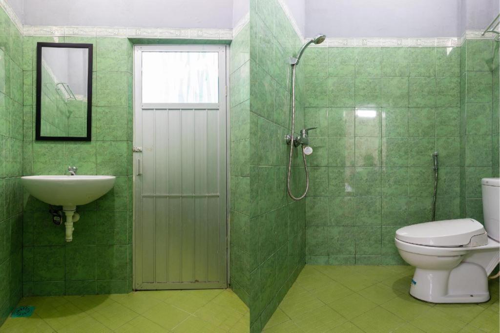 Spot On 2063 Bethania Residence Kupang  Exterior foto