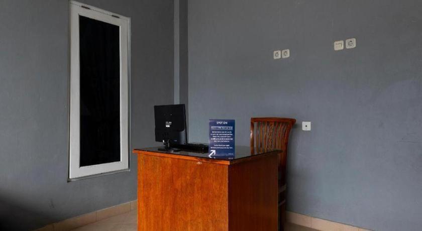 Spot On 2063 Bethania Residence Kupang  Exterior foto