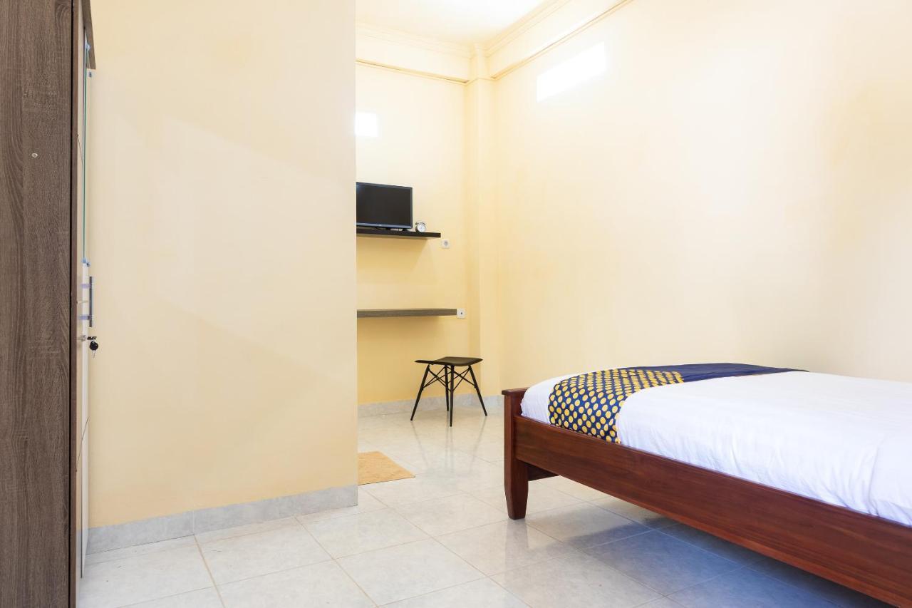 Spot On 2063 Bethania Residence Kupang  Exterior foto